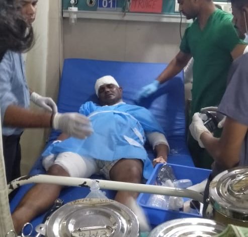 मेरठ: साकेत सिविल लाइन में हादसा, लाइनमैन गंभीर रूप से झुलसा 1 113 41